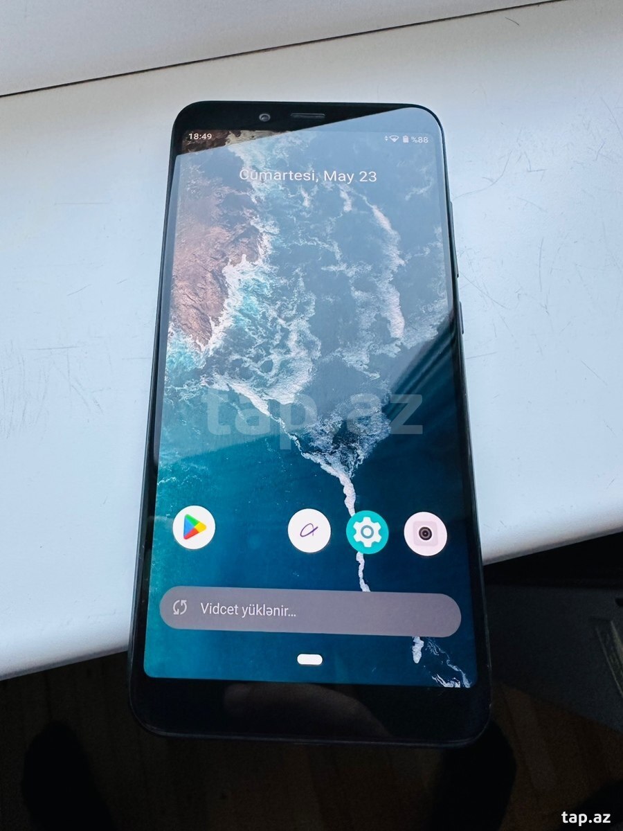 Xiaomi Mi A2 Black 64GB/4GB (4)