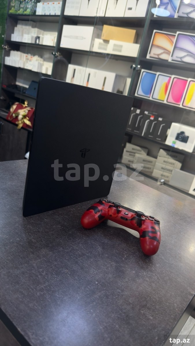 PlayStation 4 Slim 1TB (4)