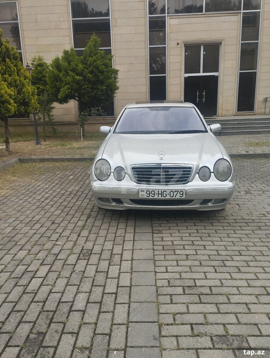 Mercedes E 270, 2001 il (9)