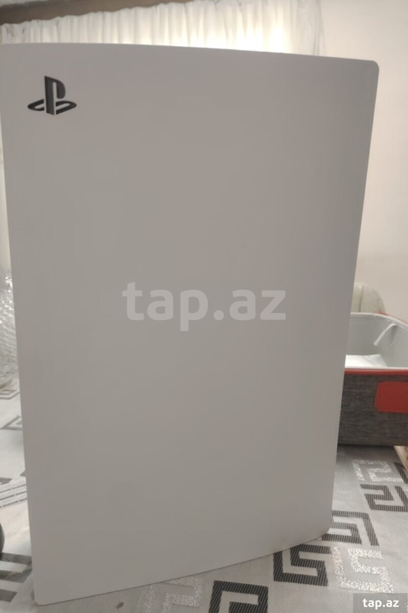 Sony PlayStation 5 825GB
