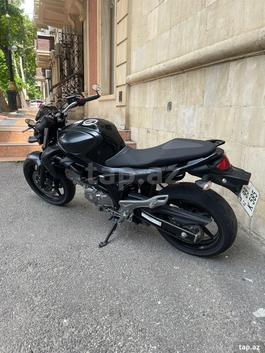 Suzuki Gladius 650, 2015 il