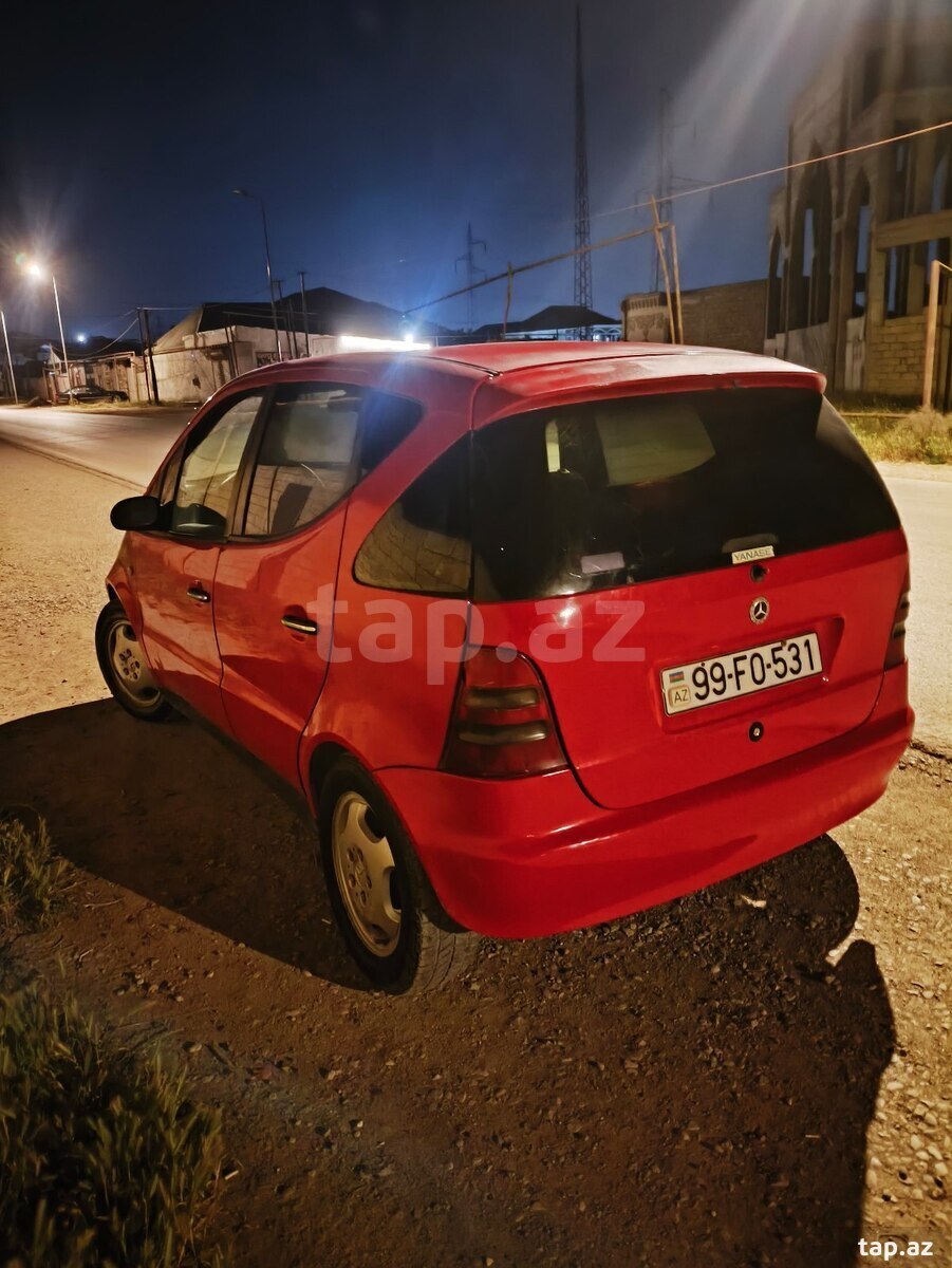 Mercedes A 160, 2000 il (3)