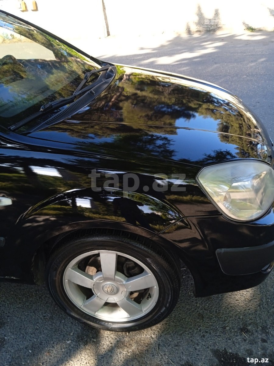 KIA Rio, 2005 il (13)