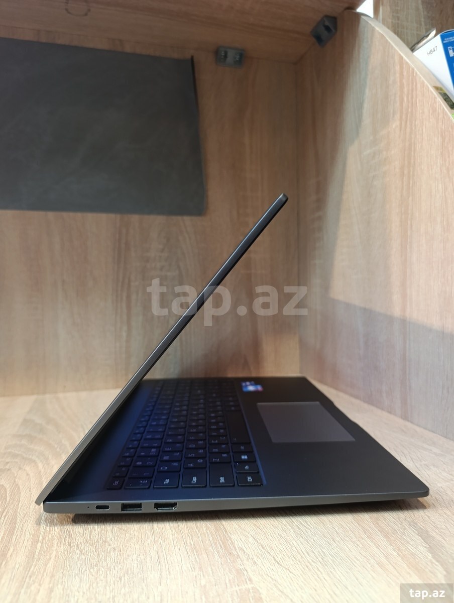 Honor MagicBook X16 (6)