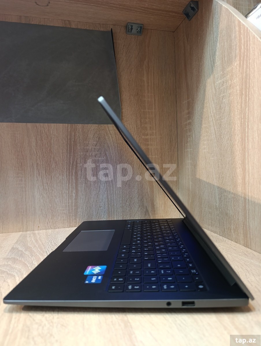 Honor MagicBook X16 (9)