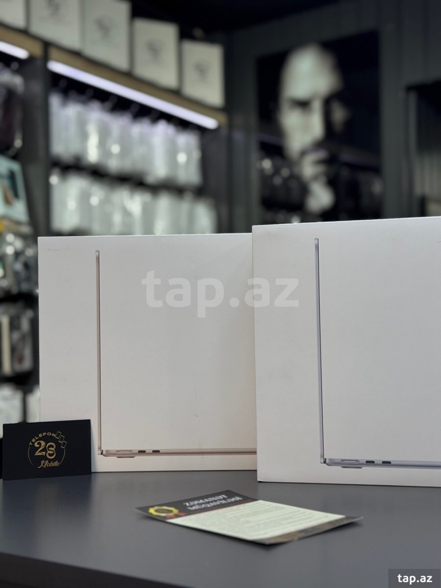 Apple MacBook Air 13-inch M5 16/512GB (2)