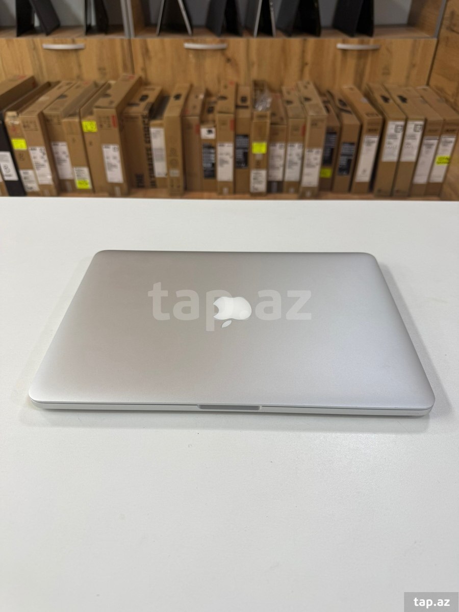 Apple MacBook Pro (4)