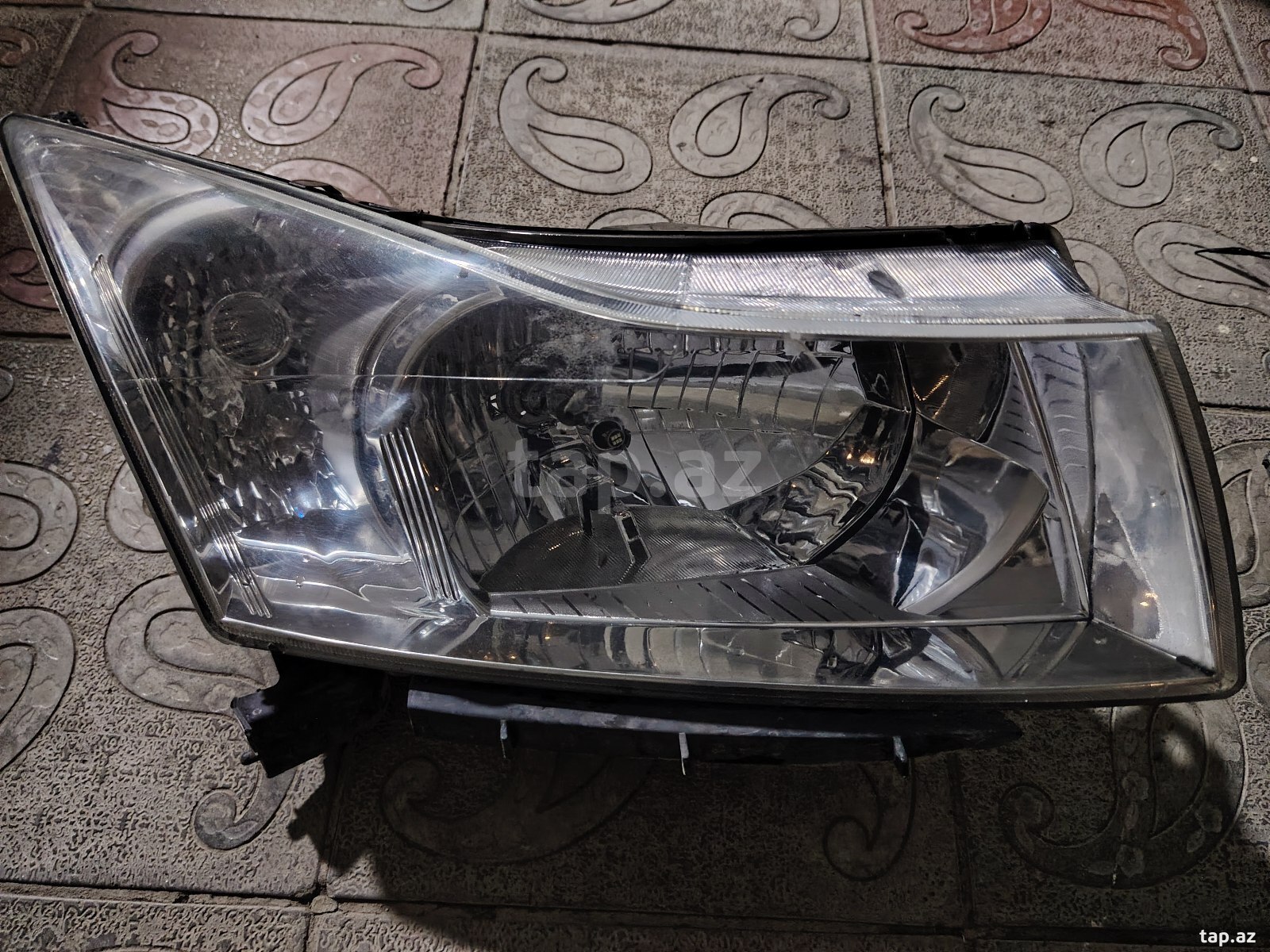 Chevrolet Cruze farası (2)