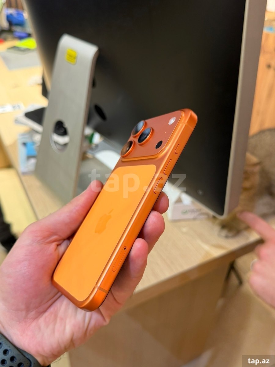 Apple iPhone 17 Pro Cosmic Orange 256GB/12GB (6)