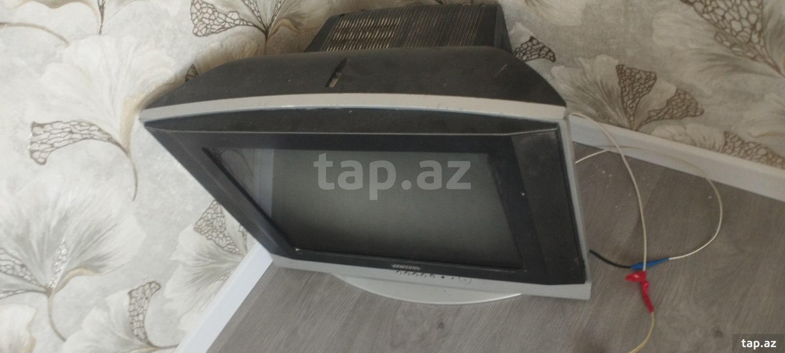 Televizor Samsung (2)