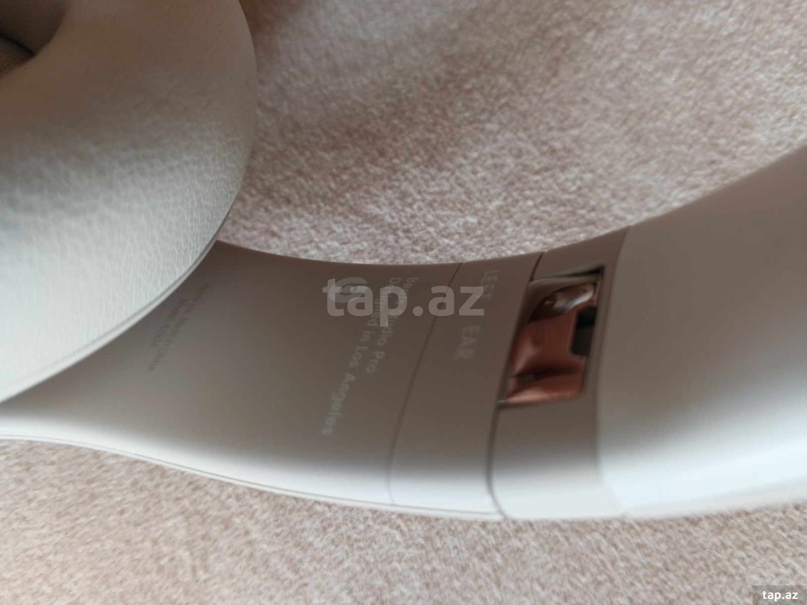 Beats Studio Pro (model: A2924) (3)