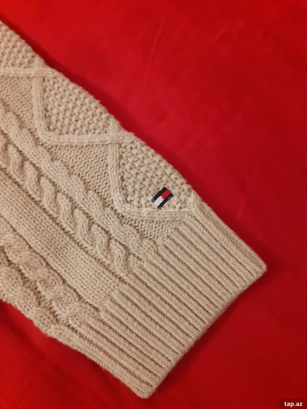 Svitşot Tommy Hilfiger (2)