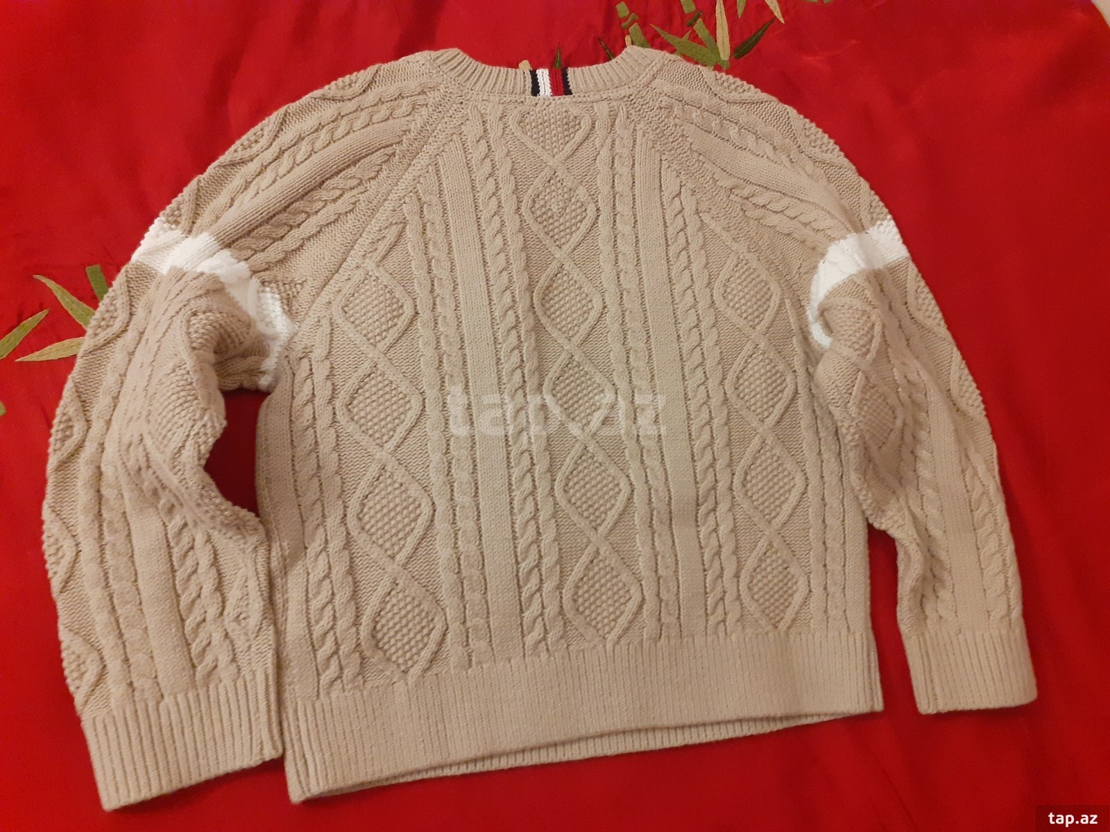 Svitşot Tommy Hilfiger (4)
