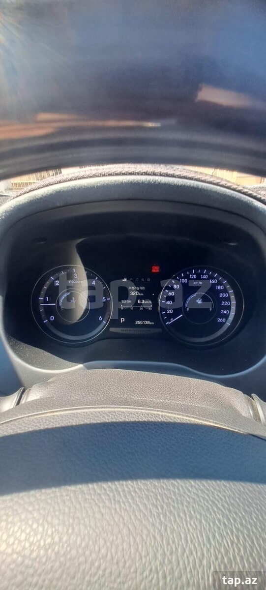 Hyundai Grandeur, 2015 il (5)