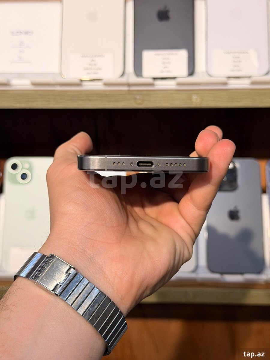 Apple iPhone 15 Pro Natural Titanium 128GB/8GB (3)