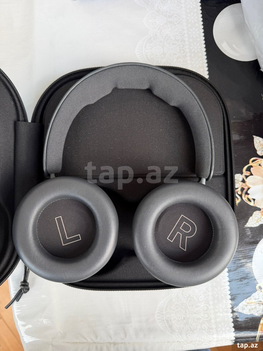 Bang & Olufsen Beoplay HX (4)