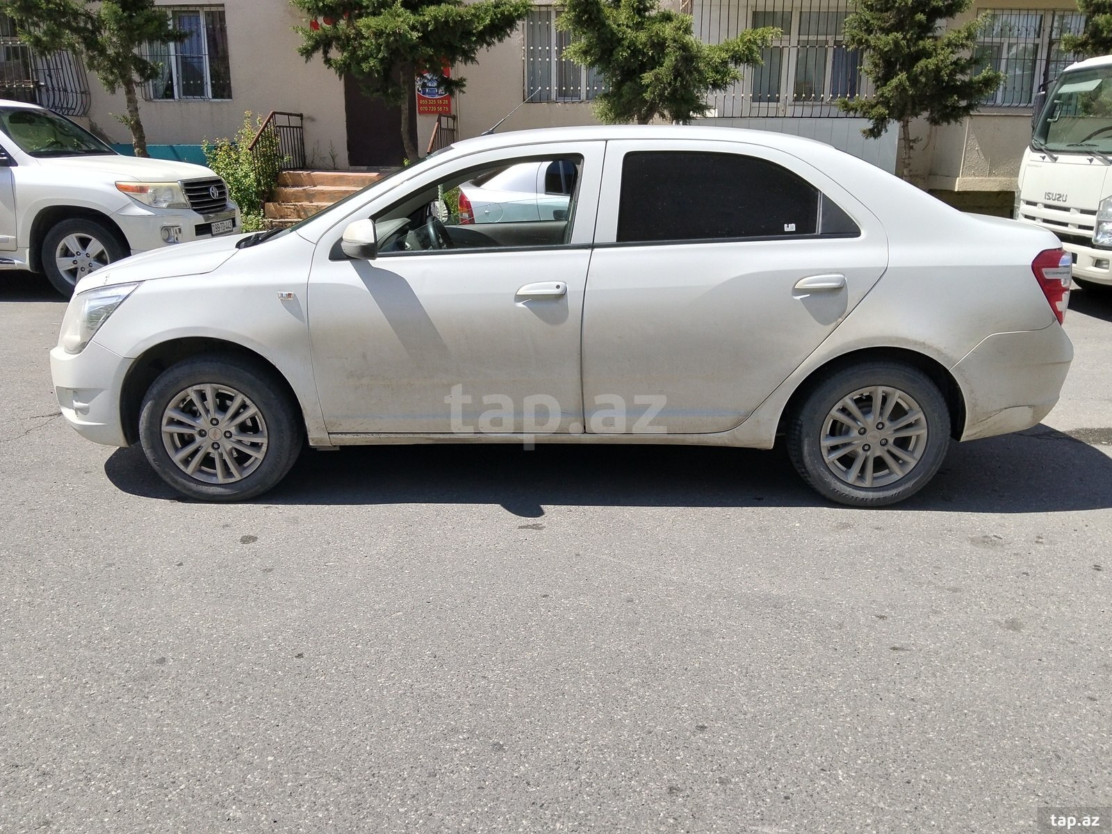 Chevrolet Cobalt, 2023 il (4)