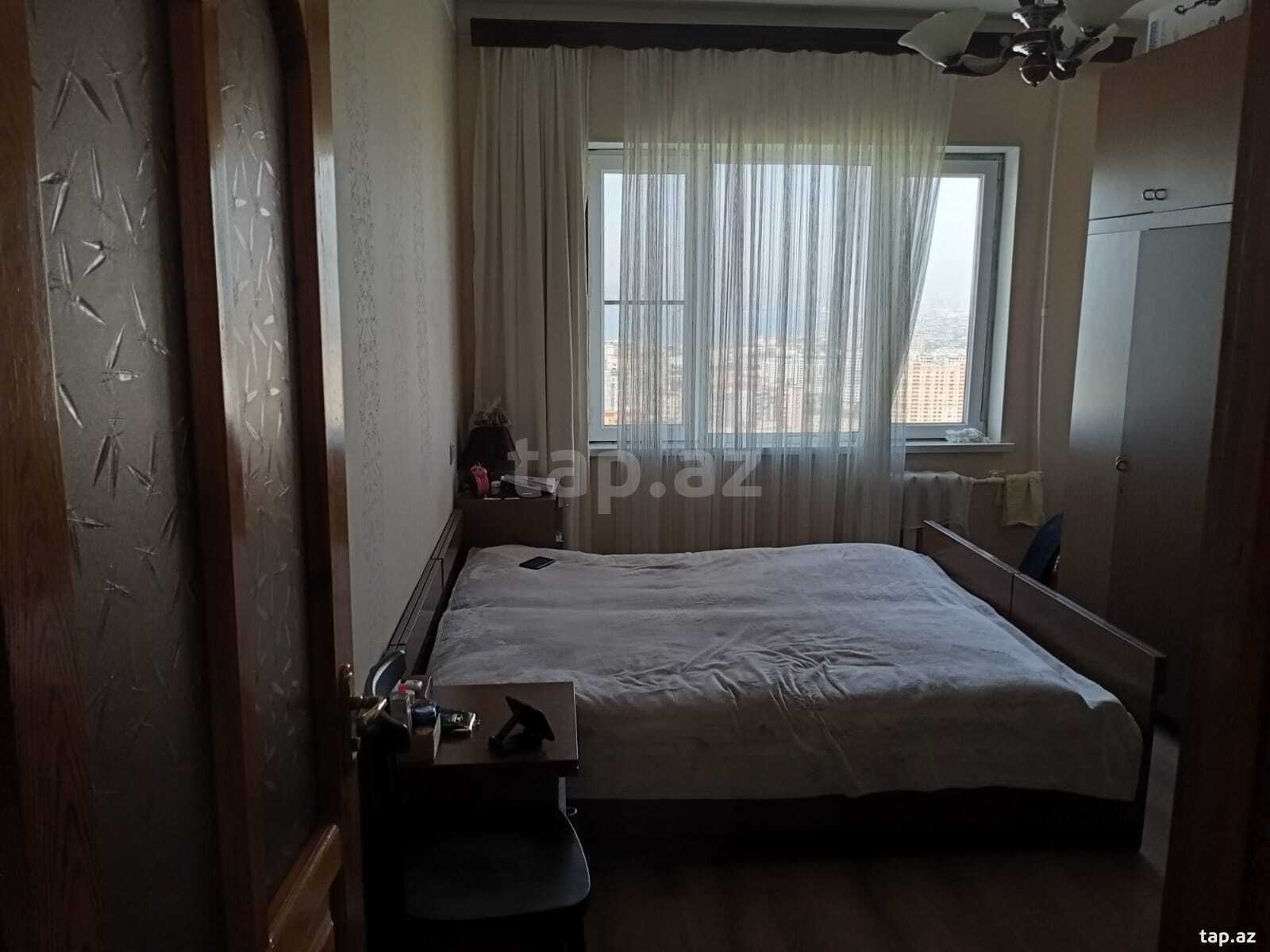 3-otaqlı mənzil, General Şıxlinski küç., 80 m² (5)
