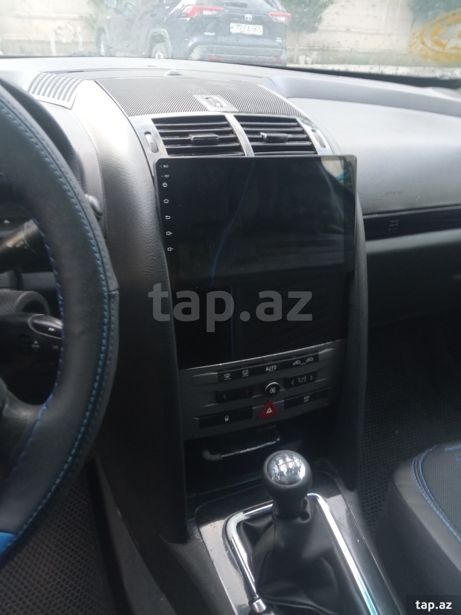 Peugeot 407, 2004 il (8)