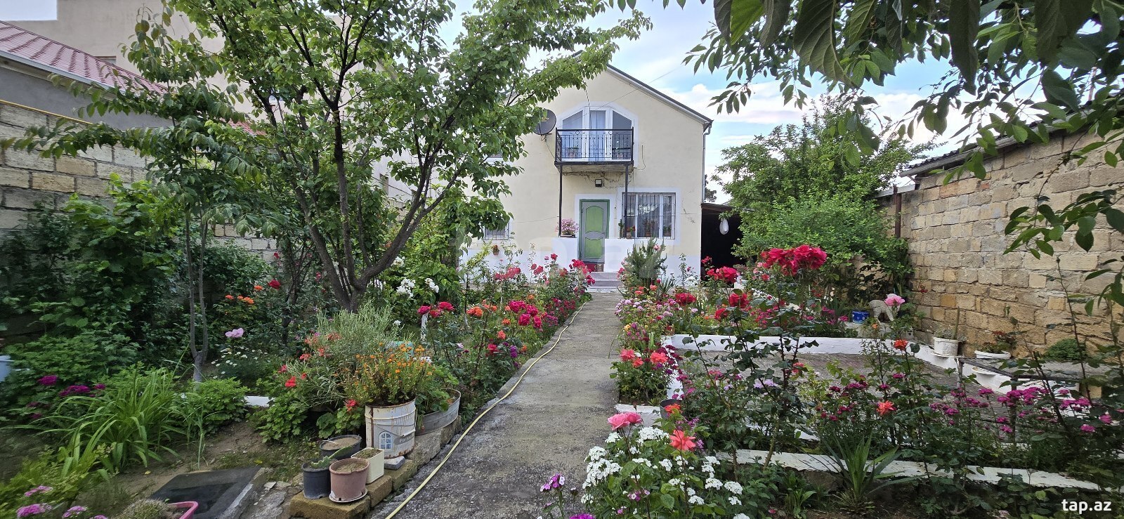 Həyət evi, Saray qəs. (6)