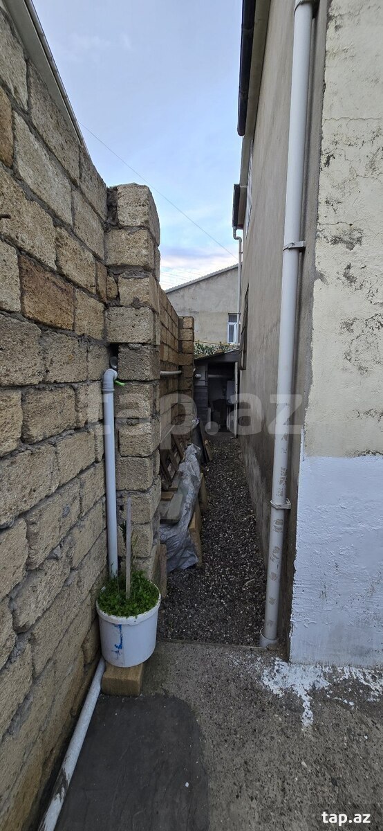 Həyət evi, Saray qəs. (9)