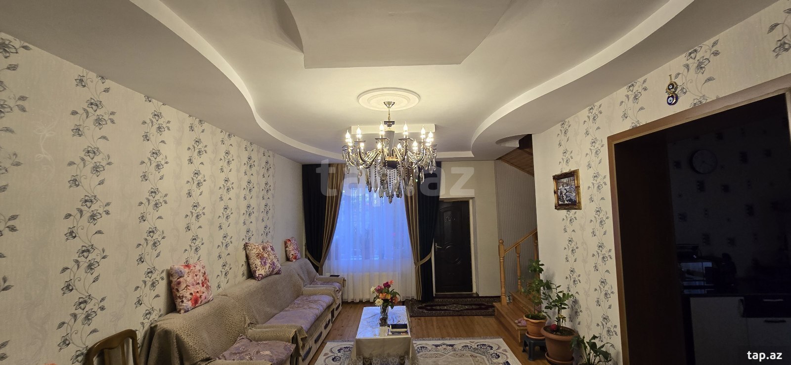 Həyət evi, Saray qəs. (17)