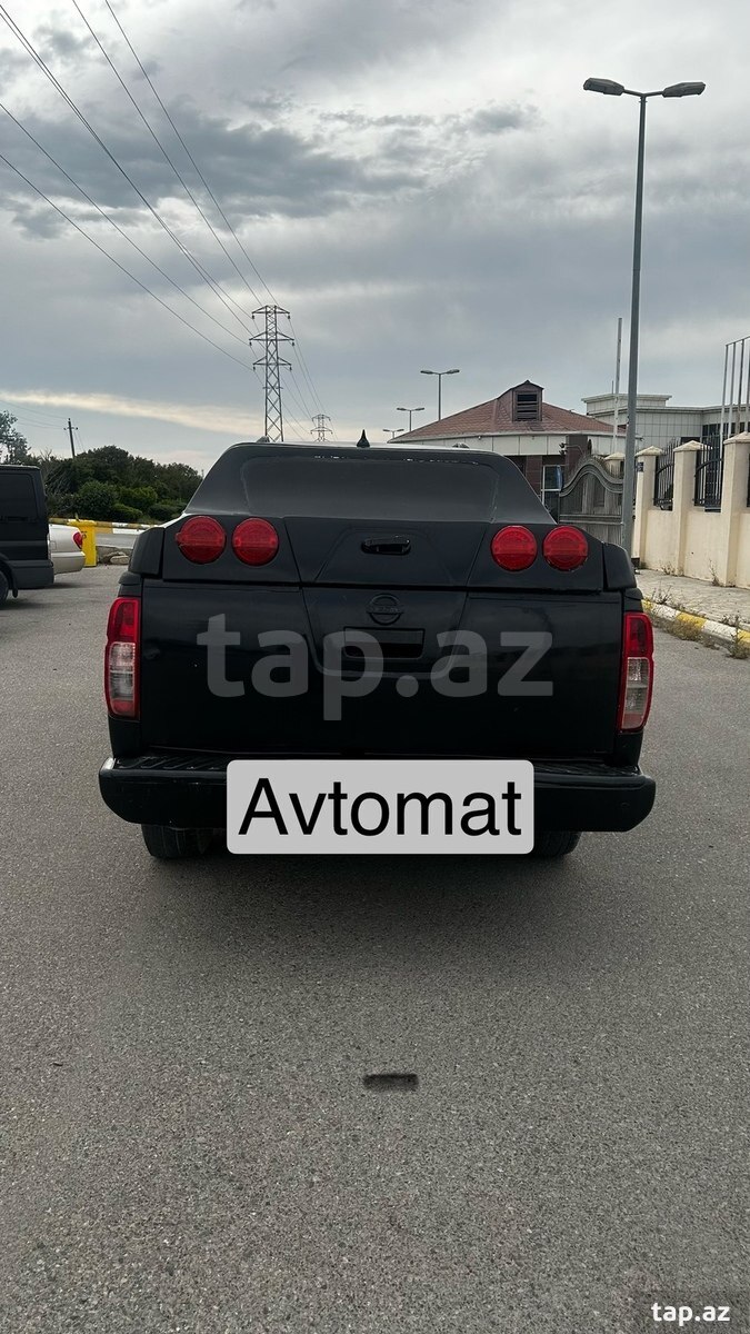 Nissan Navara, 2011 il (6)