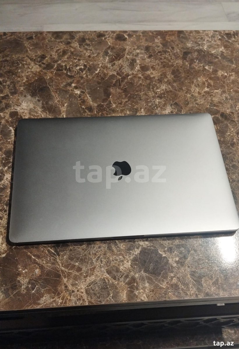 Apple Macbook Pro 15 (3)
