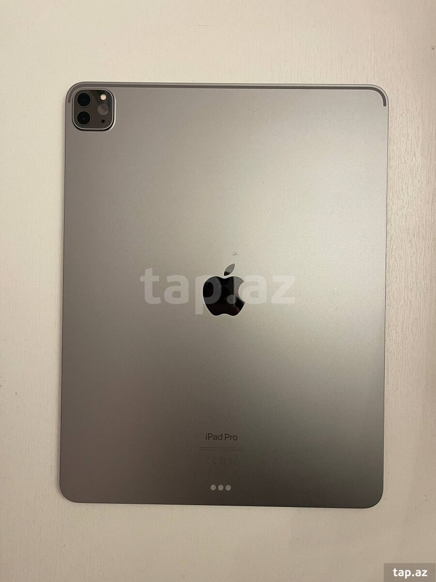 Apple iPad Pro 12.9" (6th gen) (6)