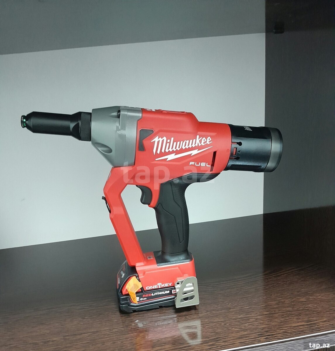 Milwaukee M18 FUEL ONEFPRT pərçim tapançası  (4)