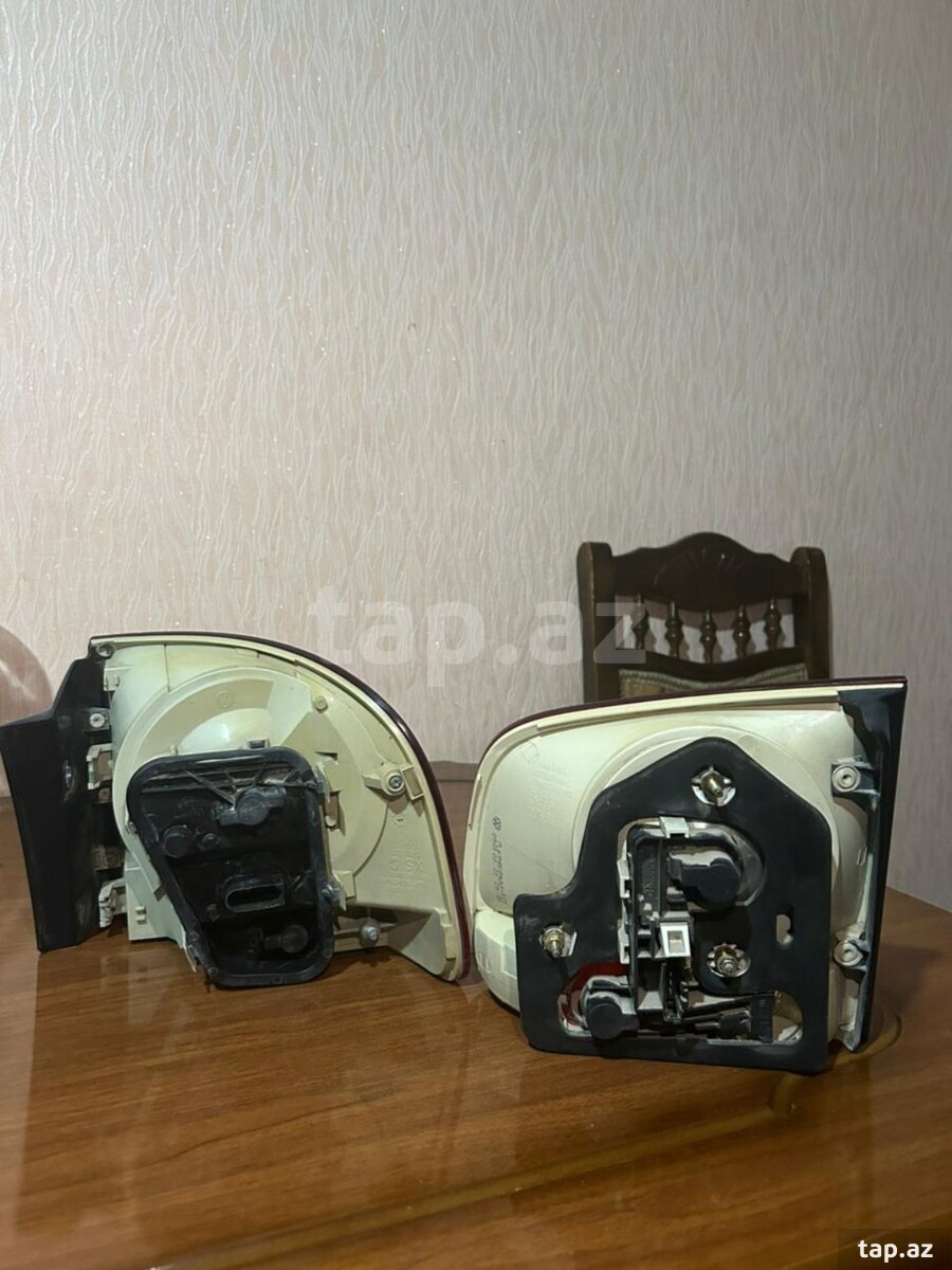 Volkswagen Touareg arxa fara dəsti (4)