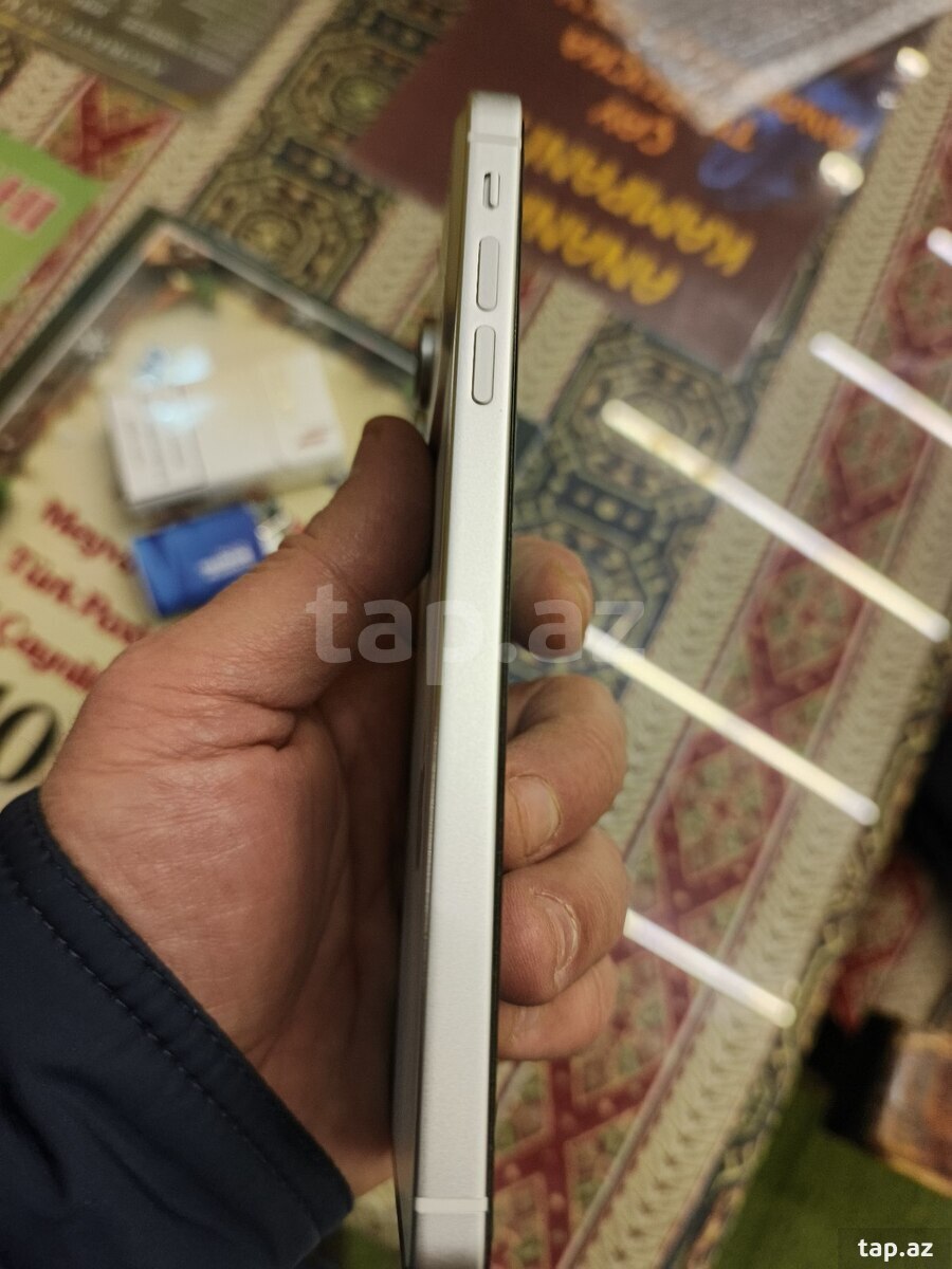 Apple iPhone XS Max Silver 256GB/4GB (4)