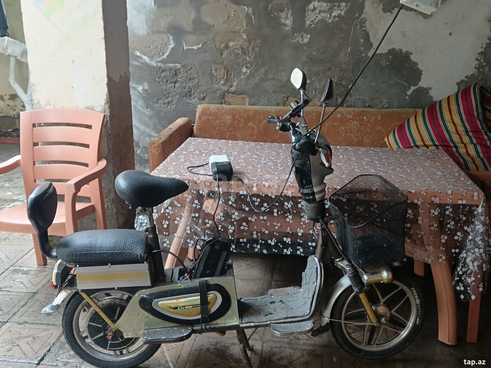 Moped, 2004 il