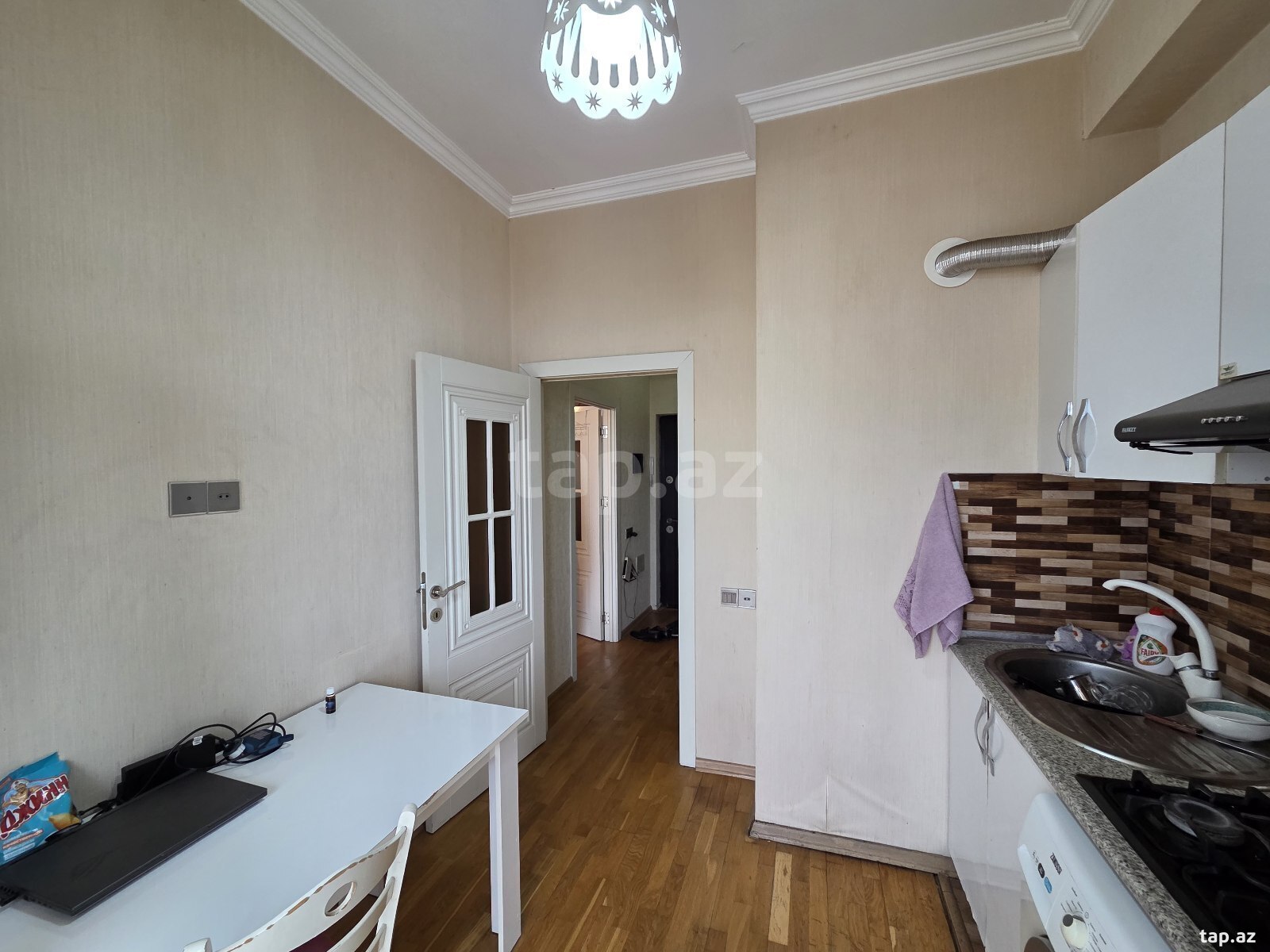 1-otaqlı yeni tikili kirayə verilir, 7-ci mkr., 60 m² (9)