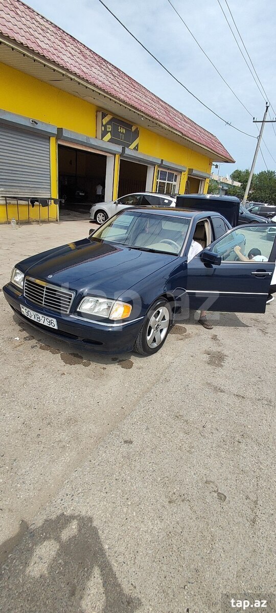 Mercedes C 230, 1999 il (2)