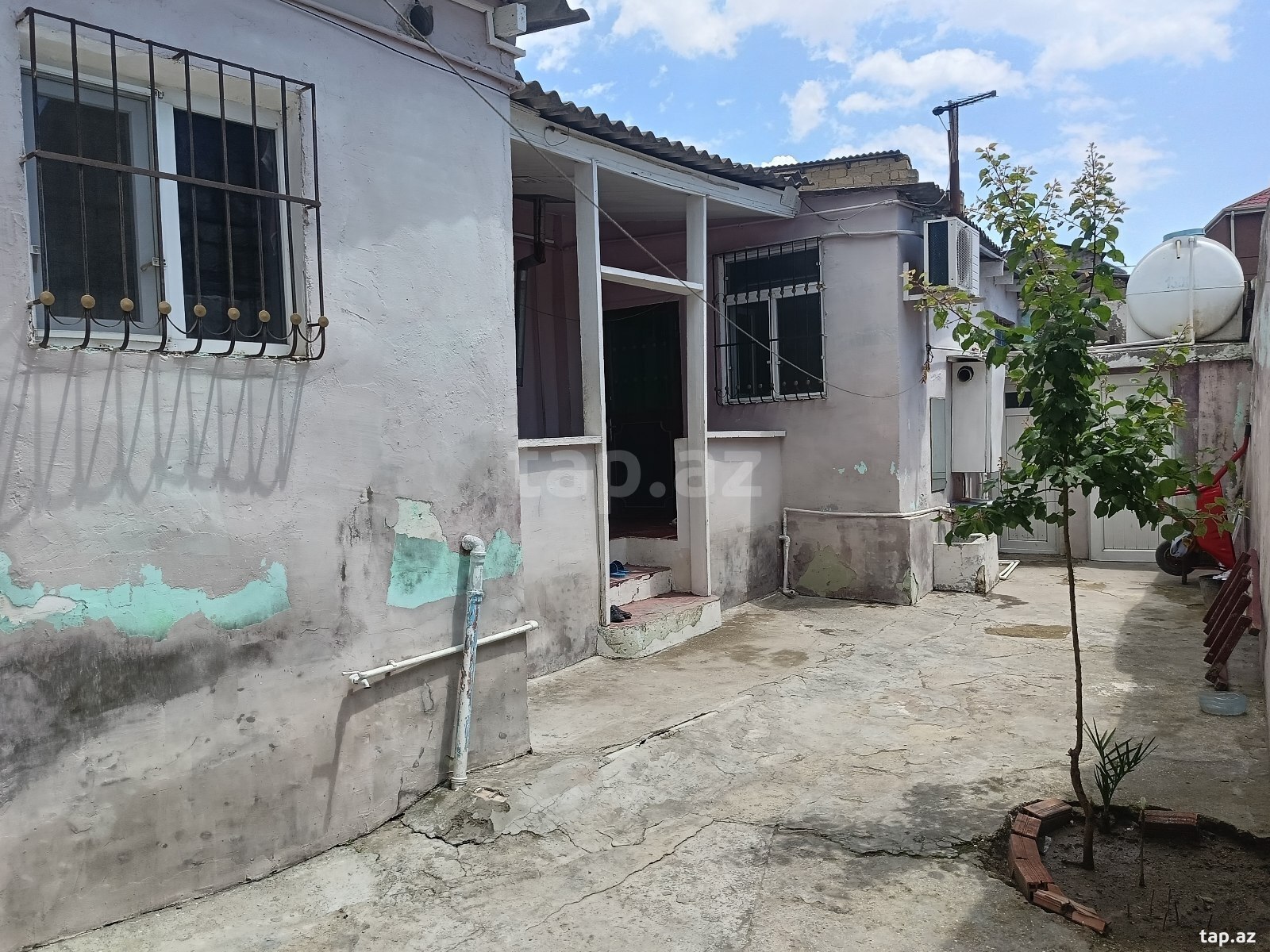 Həyət evi, Bülbülə qəs.