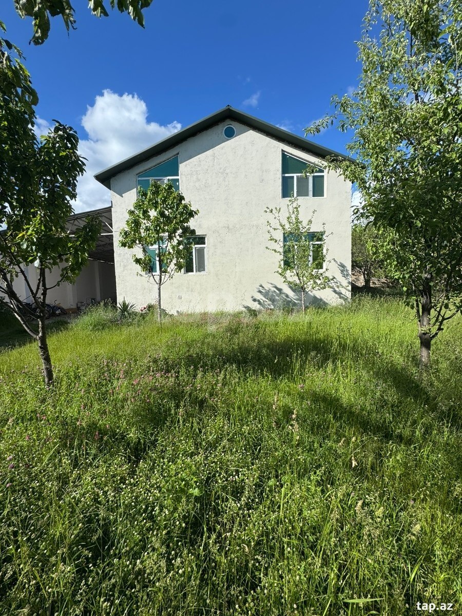 Bağ evi kirayə verilir, Qəbələ r.