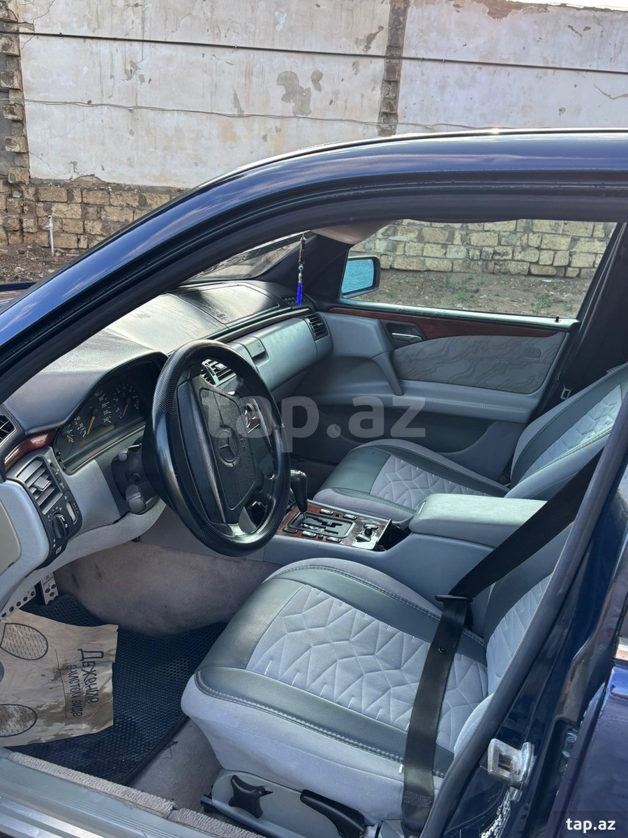 Mercedes E 320, 1998 il (5)