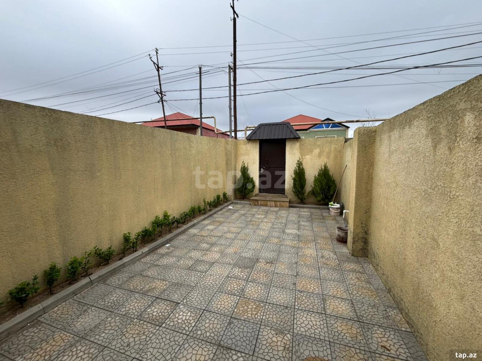 Həyət evi, Maştağa qəs. (2)