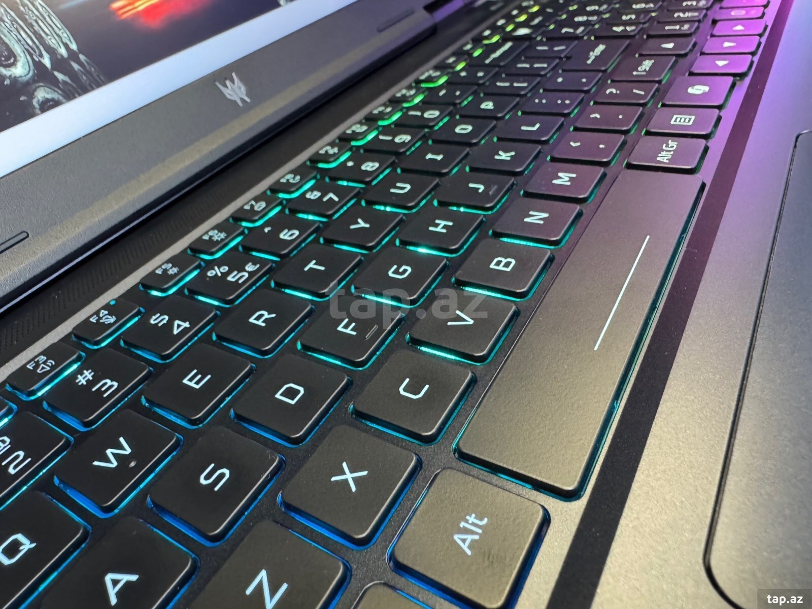 Acer Predator Helios Neo 16 (3)
