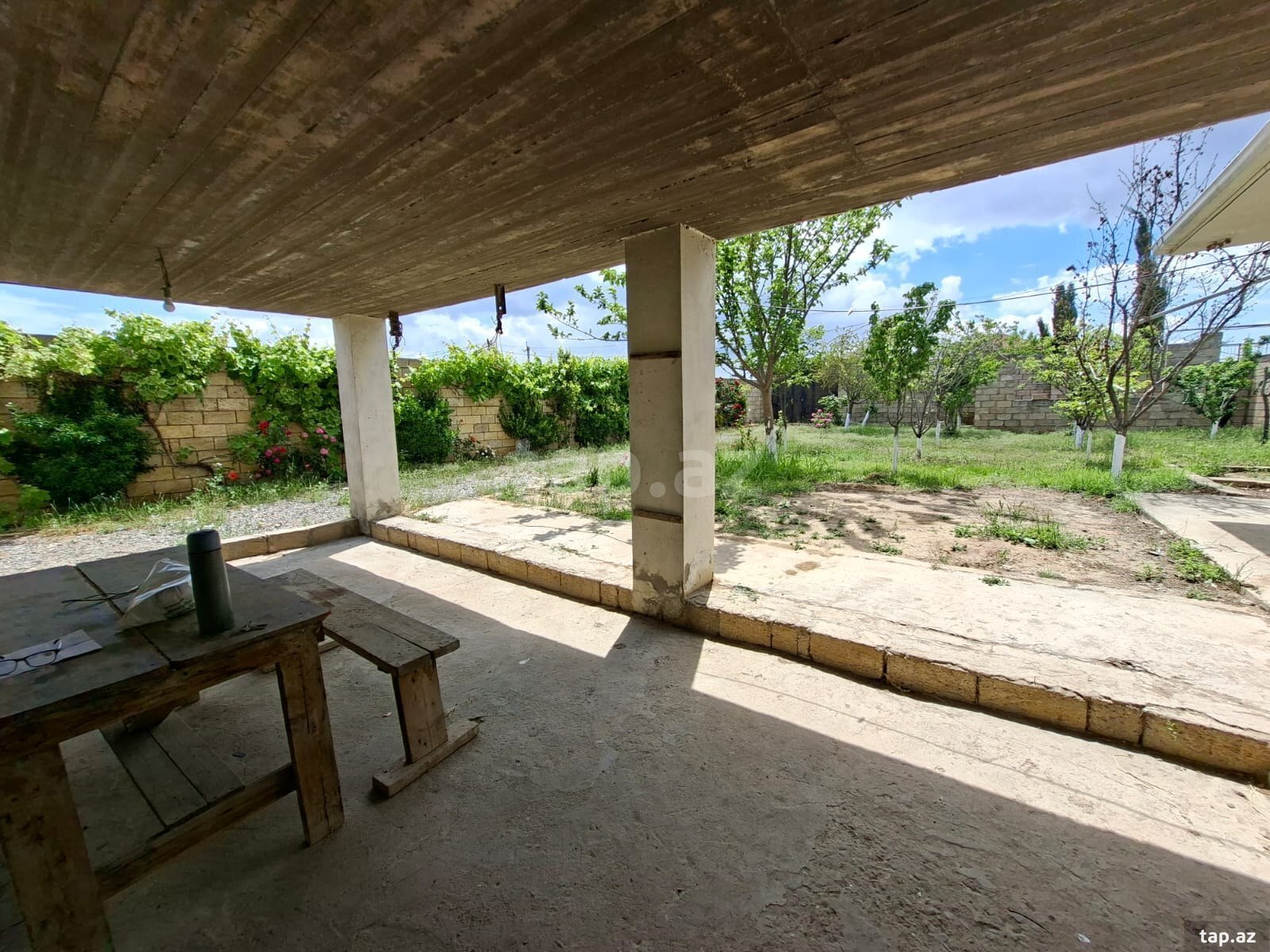 Həyət evi, Novxanı qəs. (11)