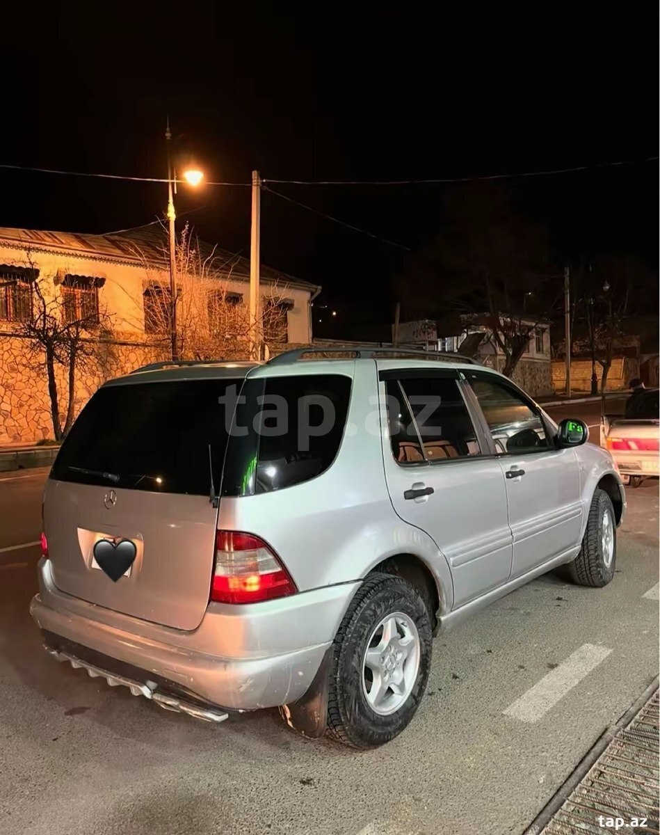 Mercedes ML 320, 1999 il (7)