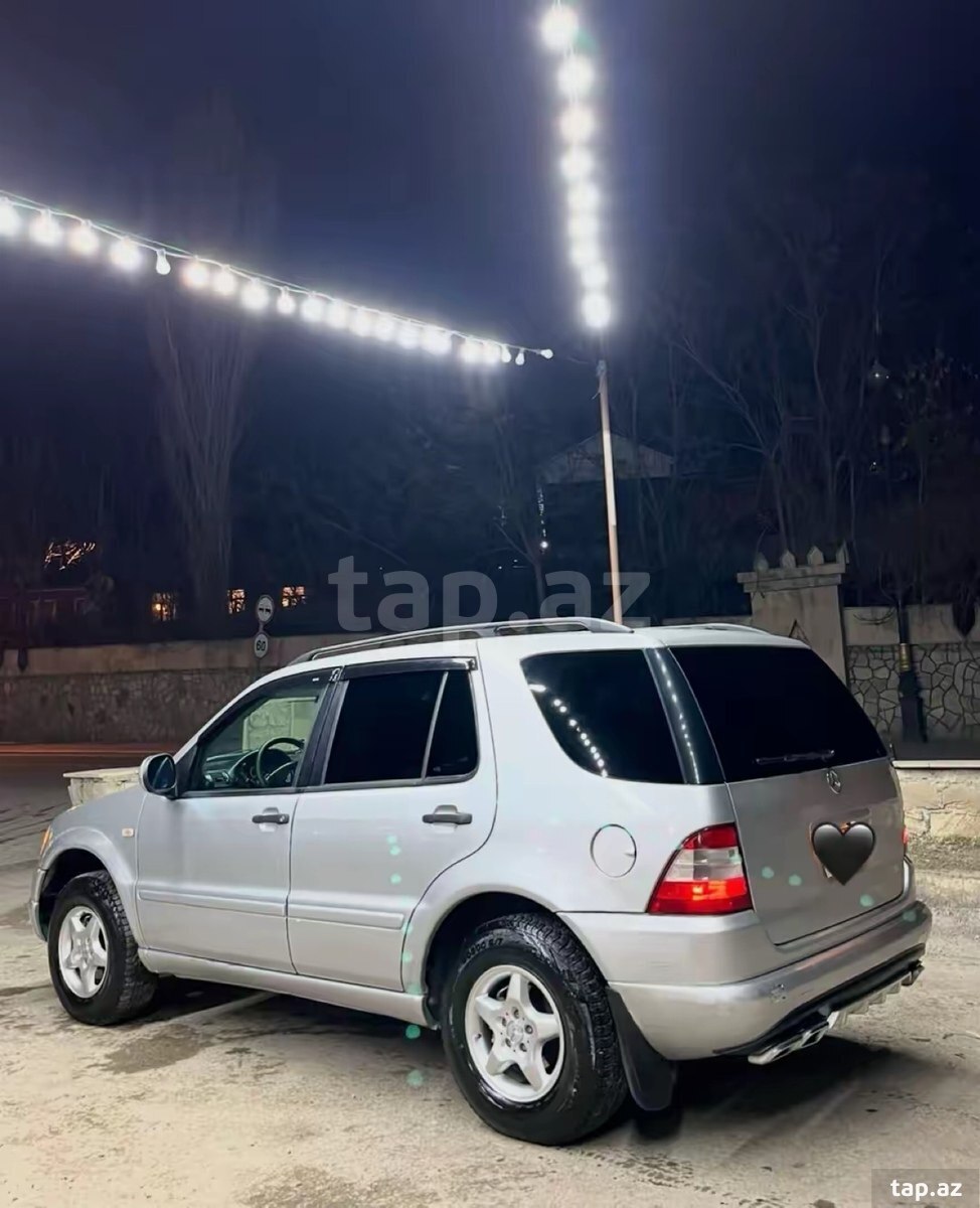 Mercedes ML 320, 1999 il (2)