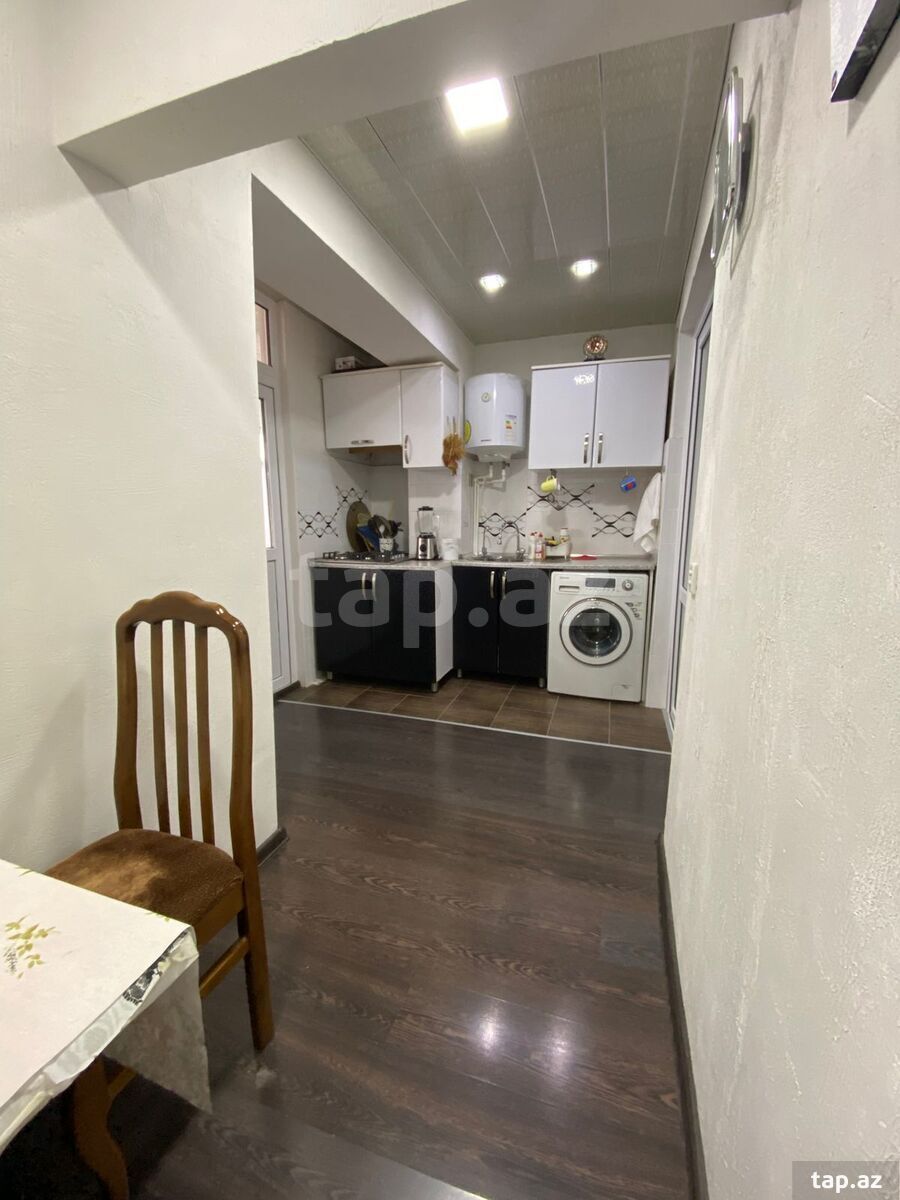 5-otaqlı mənzil, Sarayeva küç., 100 m²