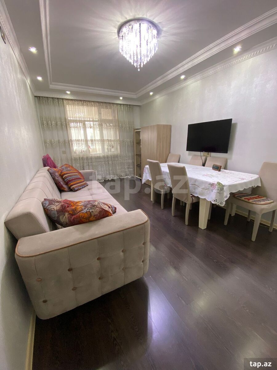 5-otaqlı mənzil, Sarayeva küç., 100 m²