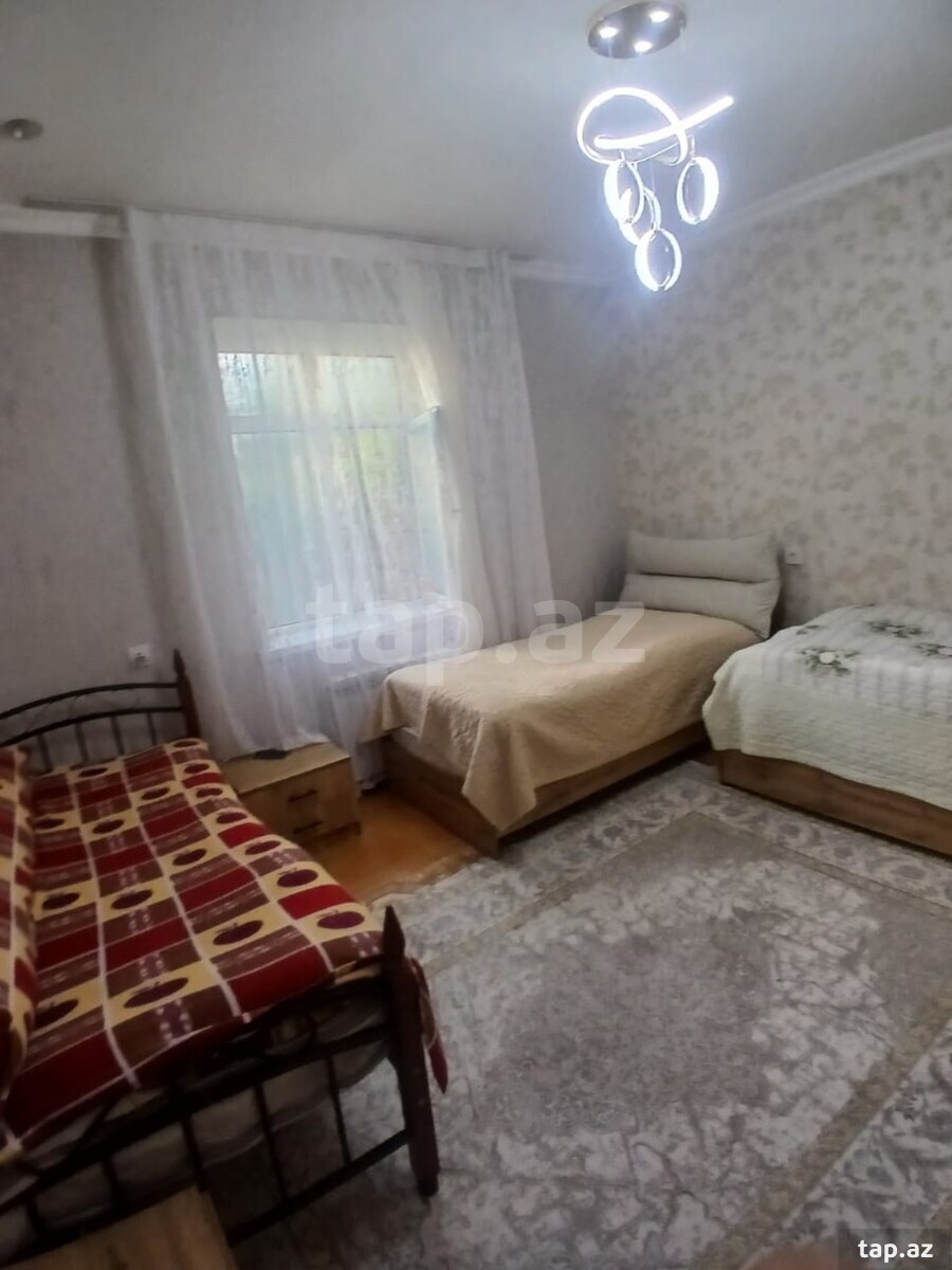Həyət evi, Savalan qəs. (29)