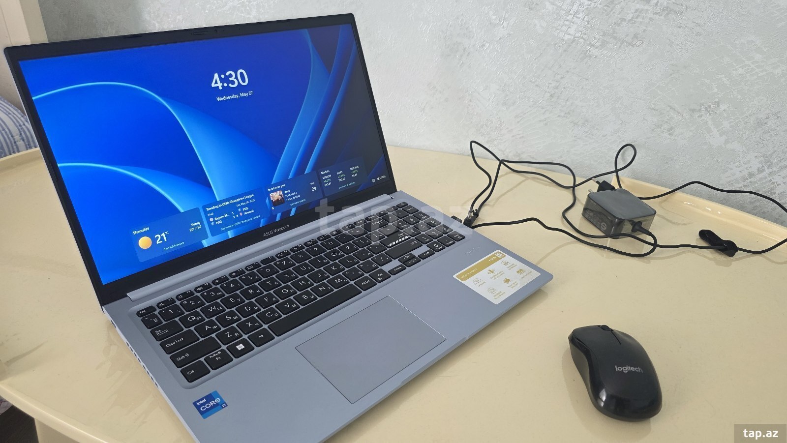 Asus noutbuku