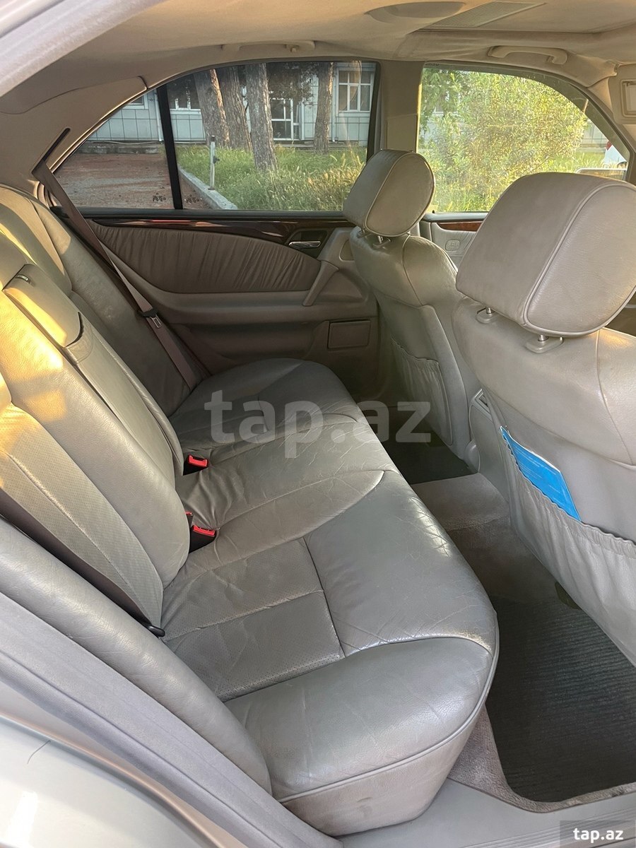 Mercedes E 280, 1998 il (5)