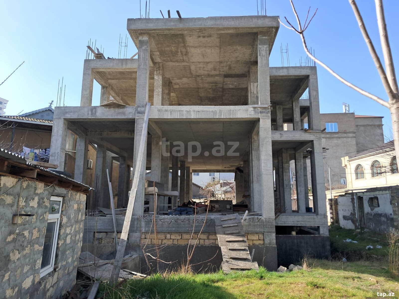 Villa, Faiq Rüstəmov küç. ev 20 (2)