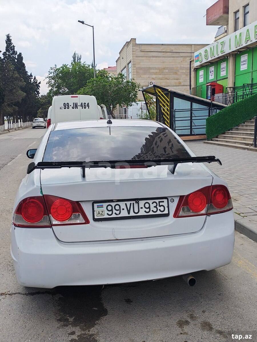 Honda Civic, 2010 il (4)